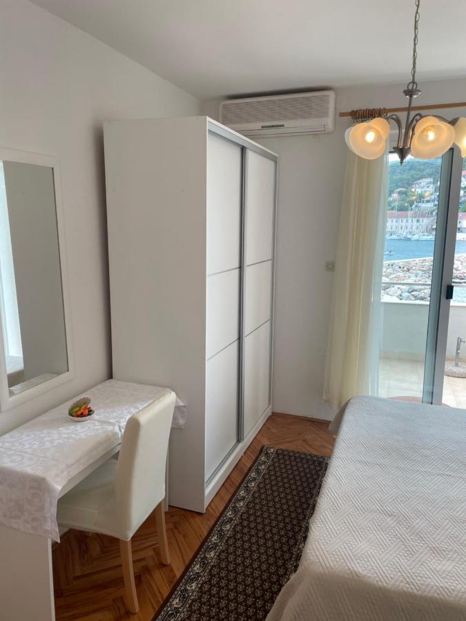 Apartmani Isabella - Ilda Radonic Jelsa  Zewnętrze zdjęcie