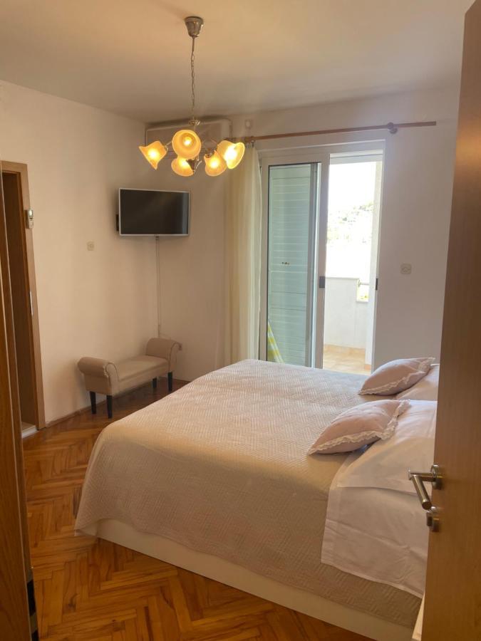 Apartmani Isabella - Ilda Radonic Jelsa  Zewnętrze zdjęcie