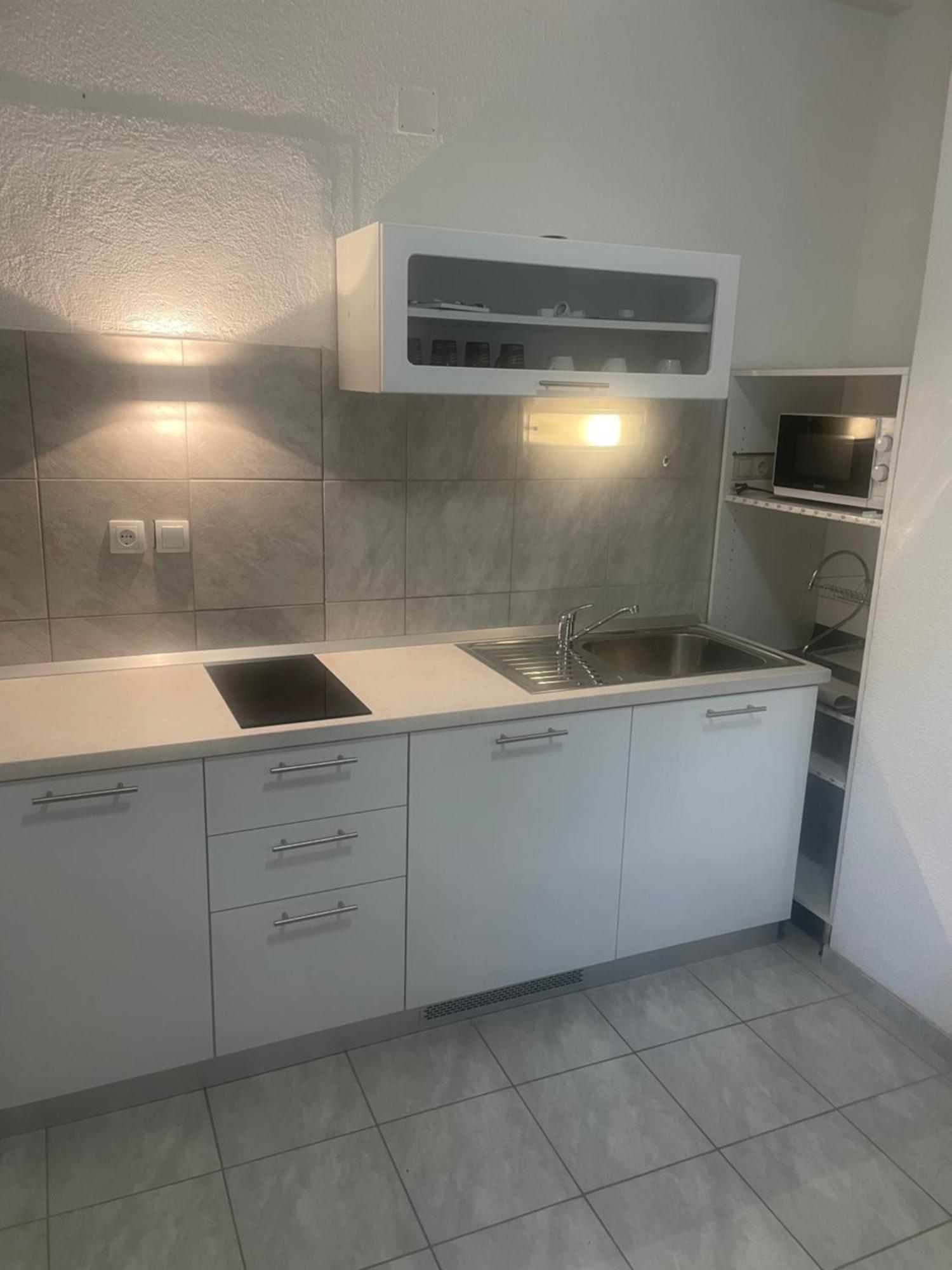 Apartmani Isabella - Ilda Radonic Jelsa  Zewnętrze zdjęcie