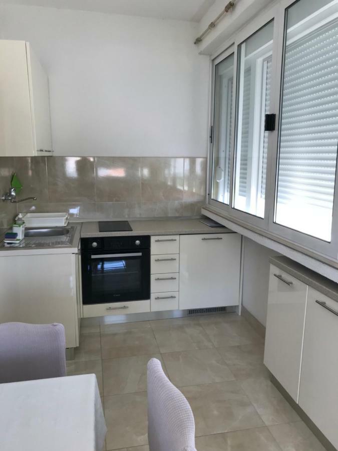 Apartmani Isabella - Ilda Radonic Jelsa  Zewnętrze zdjęcie